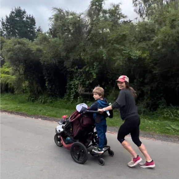 Lascal BuggyBoard Maxi Stroller Attachment - Picture 10 of 10